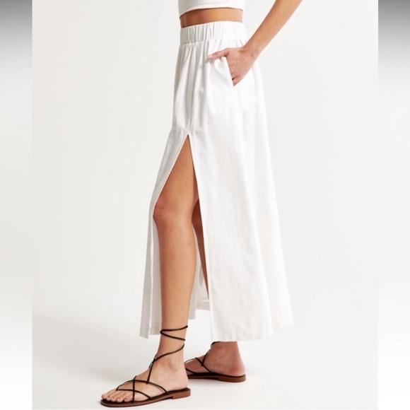 Women’s Abercrombie & Fitch Pink Slit Maxi Skirt - Picture 6 of 7